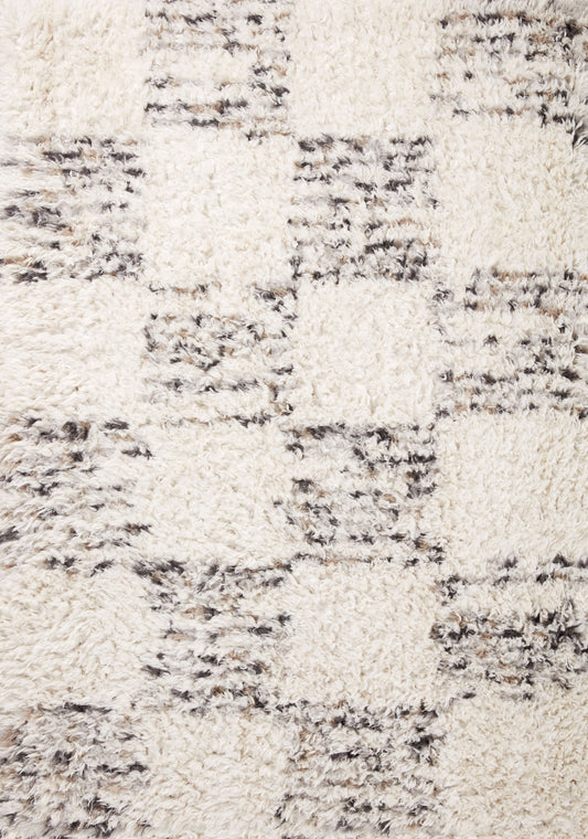 Angela Rose x Loloi Amira 18" x 18" Sample Rug