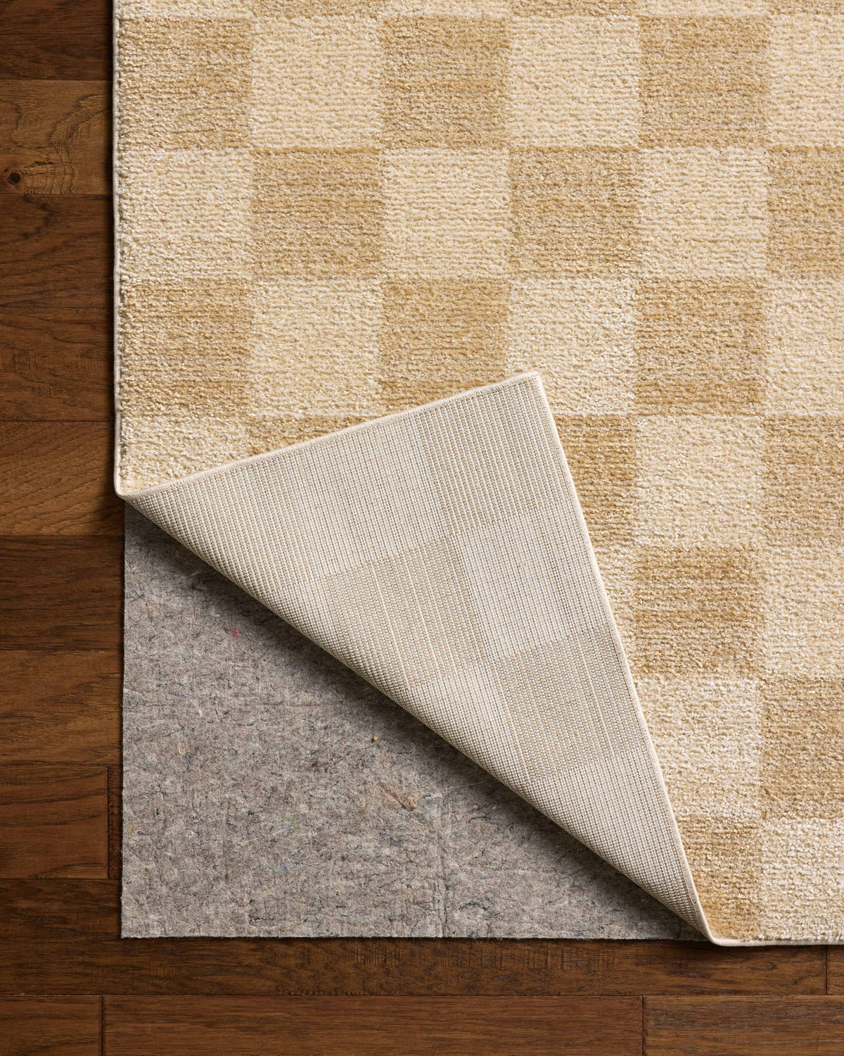 Chris Loves Julia x Loloi Calvin 18" x 18" Sample Rug