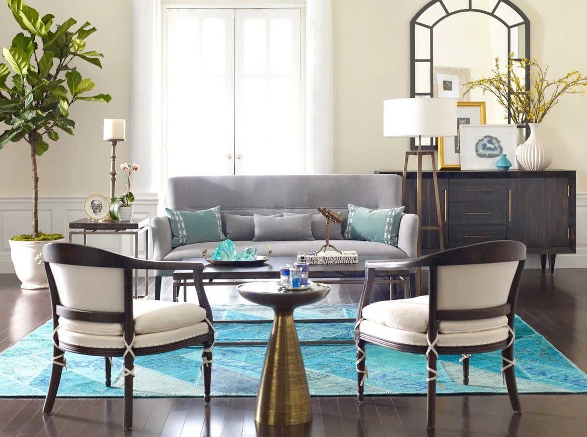 Mod Pedestal Table