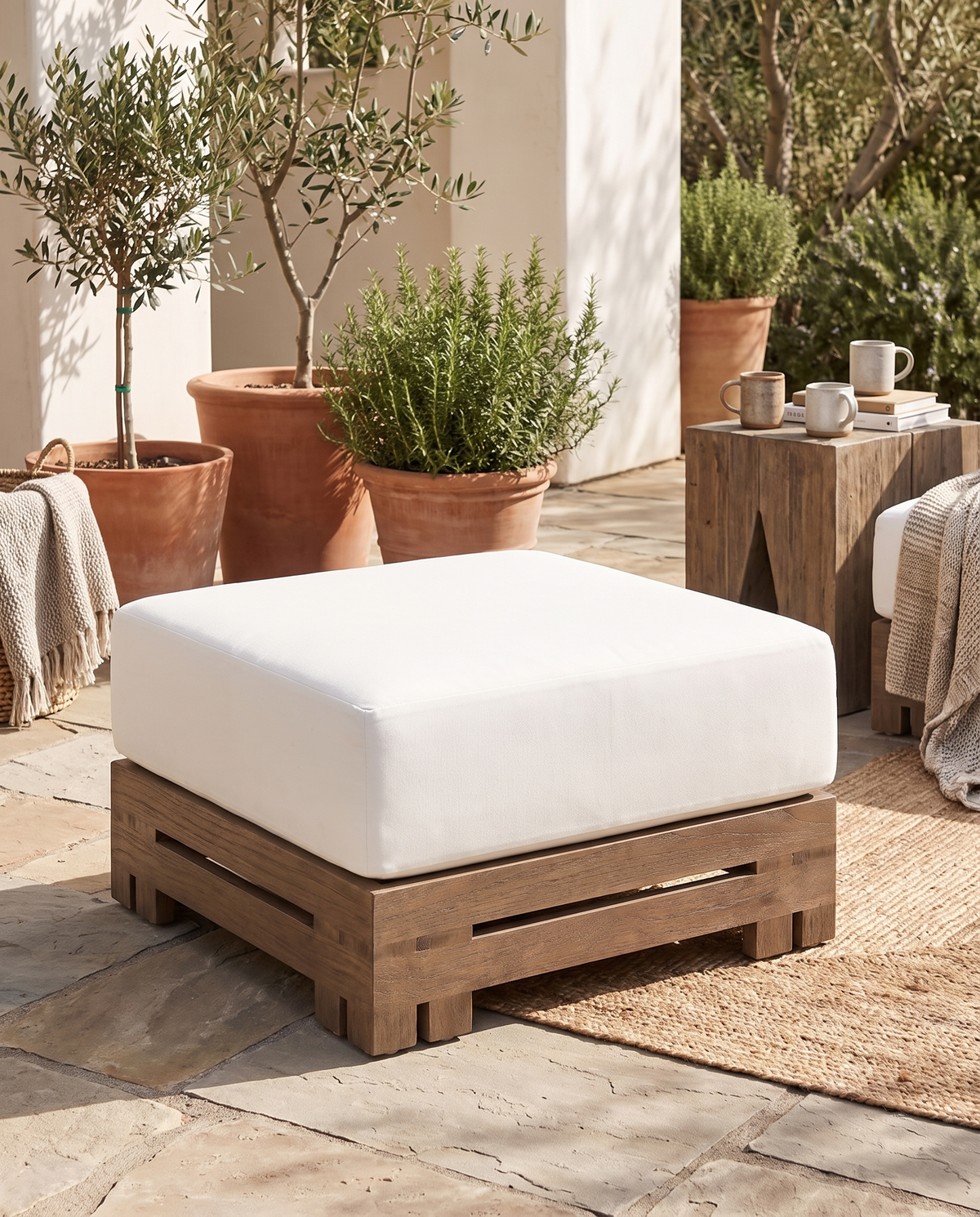 Lusso Outdoor Ottoman | FINAL SALE