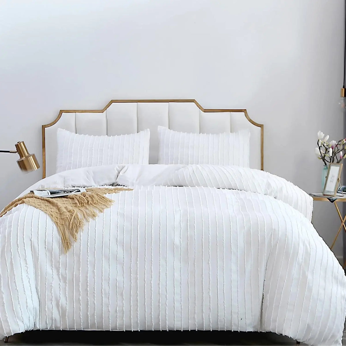 Duvet Cover Queen Size Set - Ultra Soft Washed Microfiber Cover Set, Includes 1 Duvet Cover & 2 Pillow Shams, Green & White