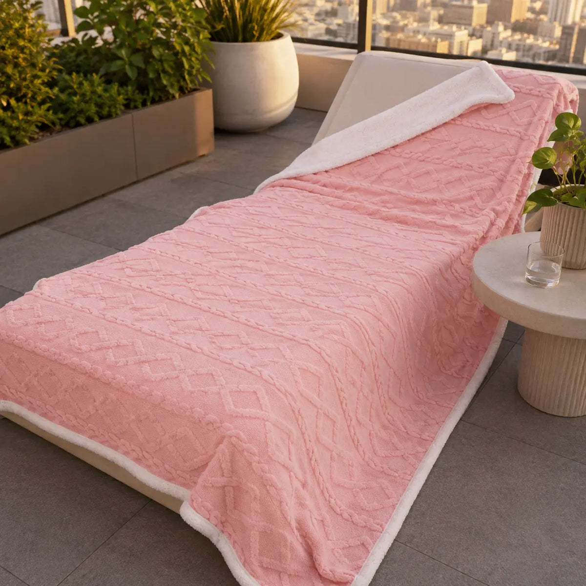 Sherpa Fleece Outdoor Throw Blanket - Soft Texture Fleece Fabric Polyester Fiber Solid Colors, Couch & Bed Blanket for Camping, Travel