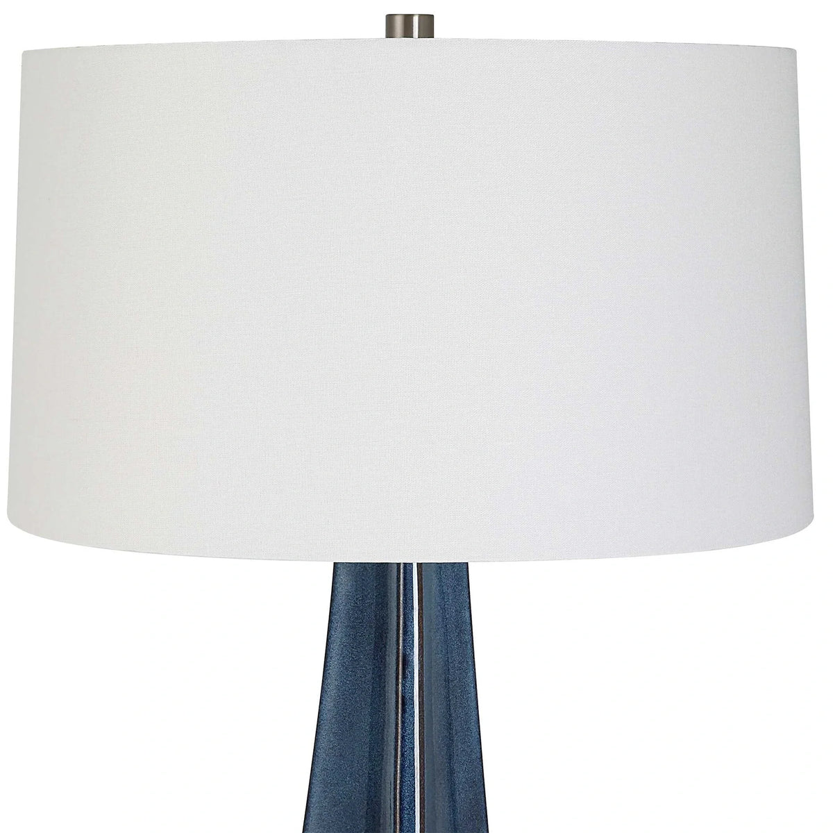 Scalloped Ceramic Table Lamp