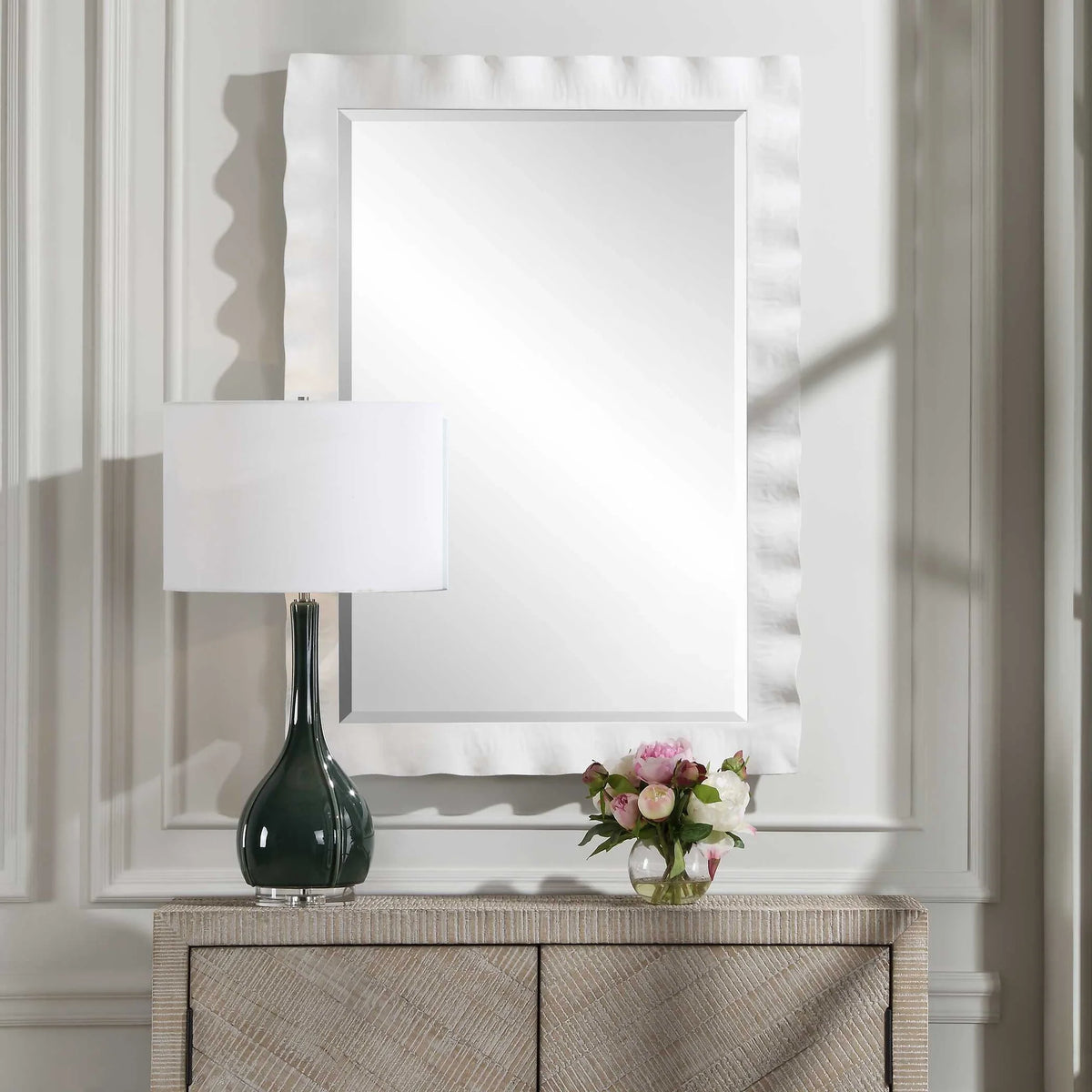 Scalloped Gold Round Mirror