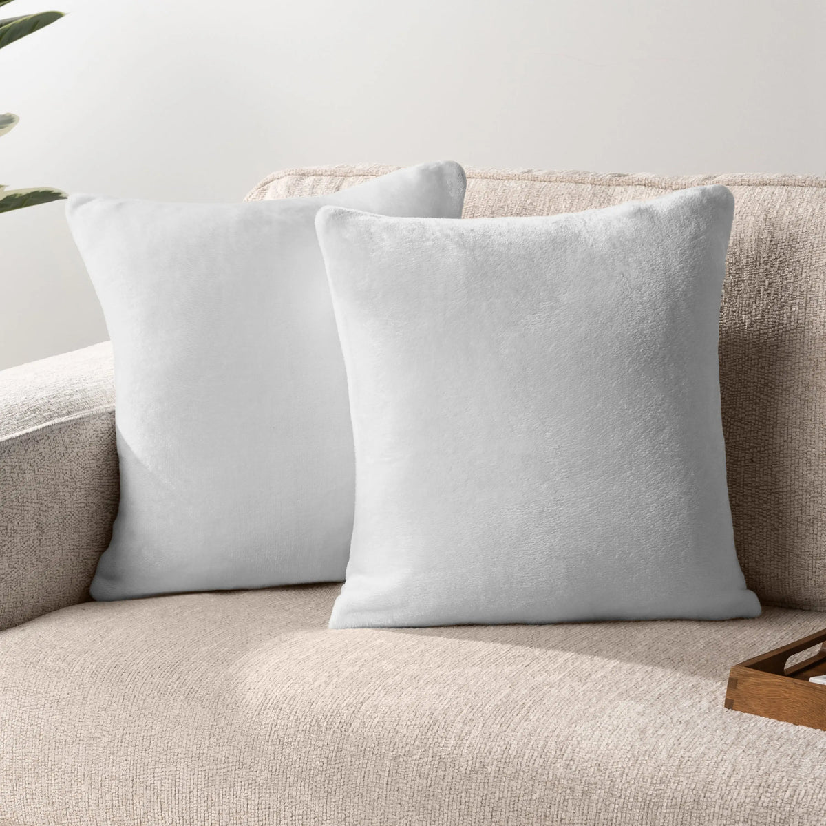 Transform Your Space with PAVILIA Decorative Throw Pillow Covers - Set of 2 Luxurious Velvet Cases for a Cozy Boho Aesthetic in Your Bedroom or Living Room