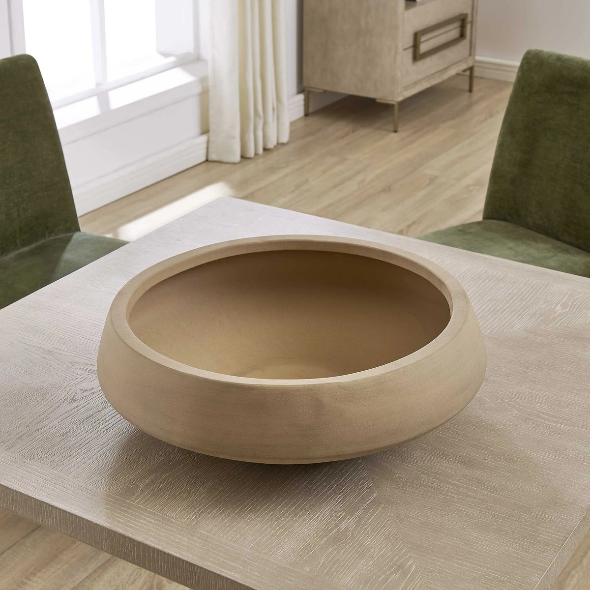Putty Earthenware Indoor-Outdoor Bowl