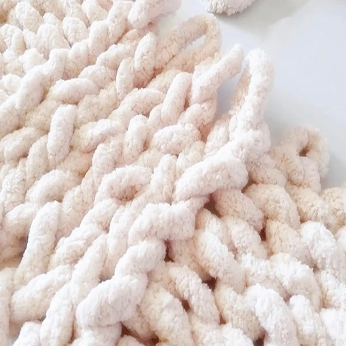 Cute Chunky Knit Blanket