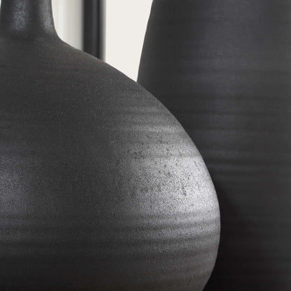 Black Vases Set/2