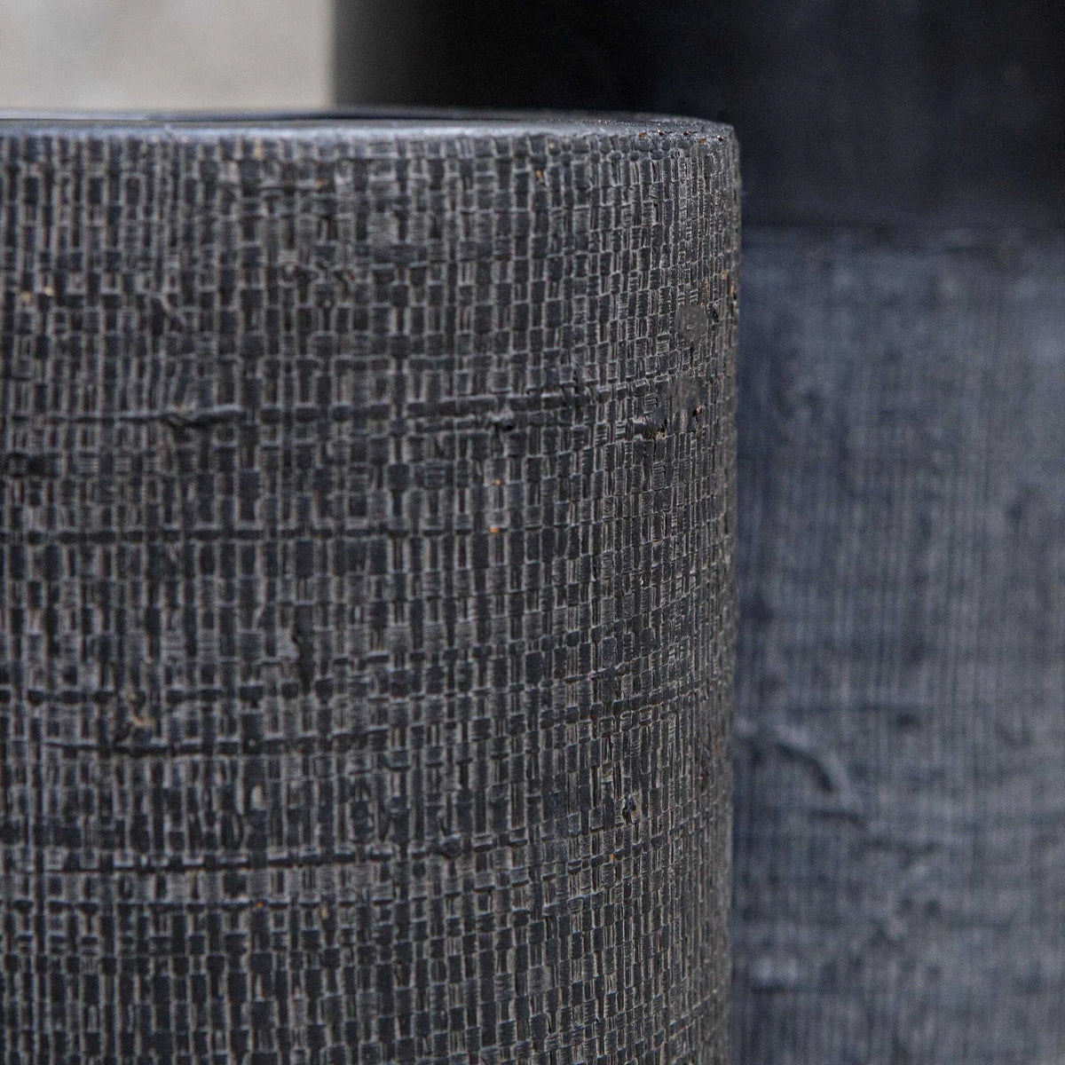 Black Vases Set/2