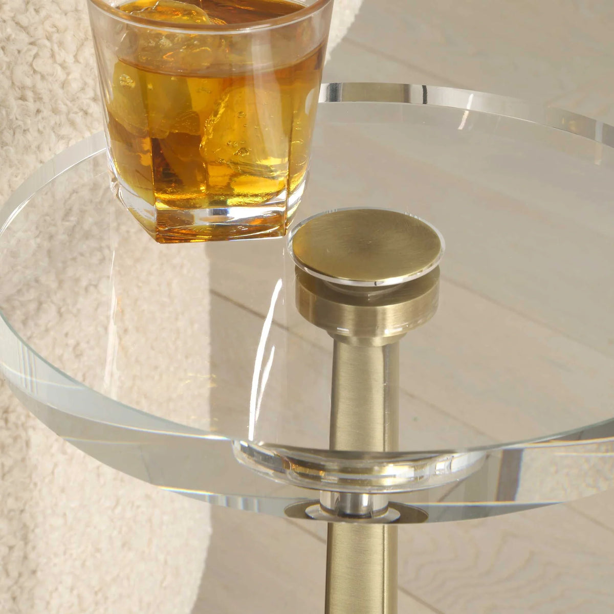 Ribbed Crystal Drink Table