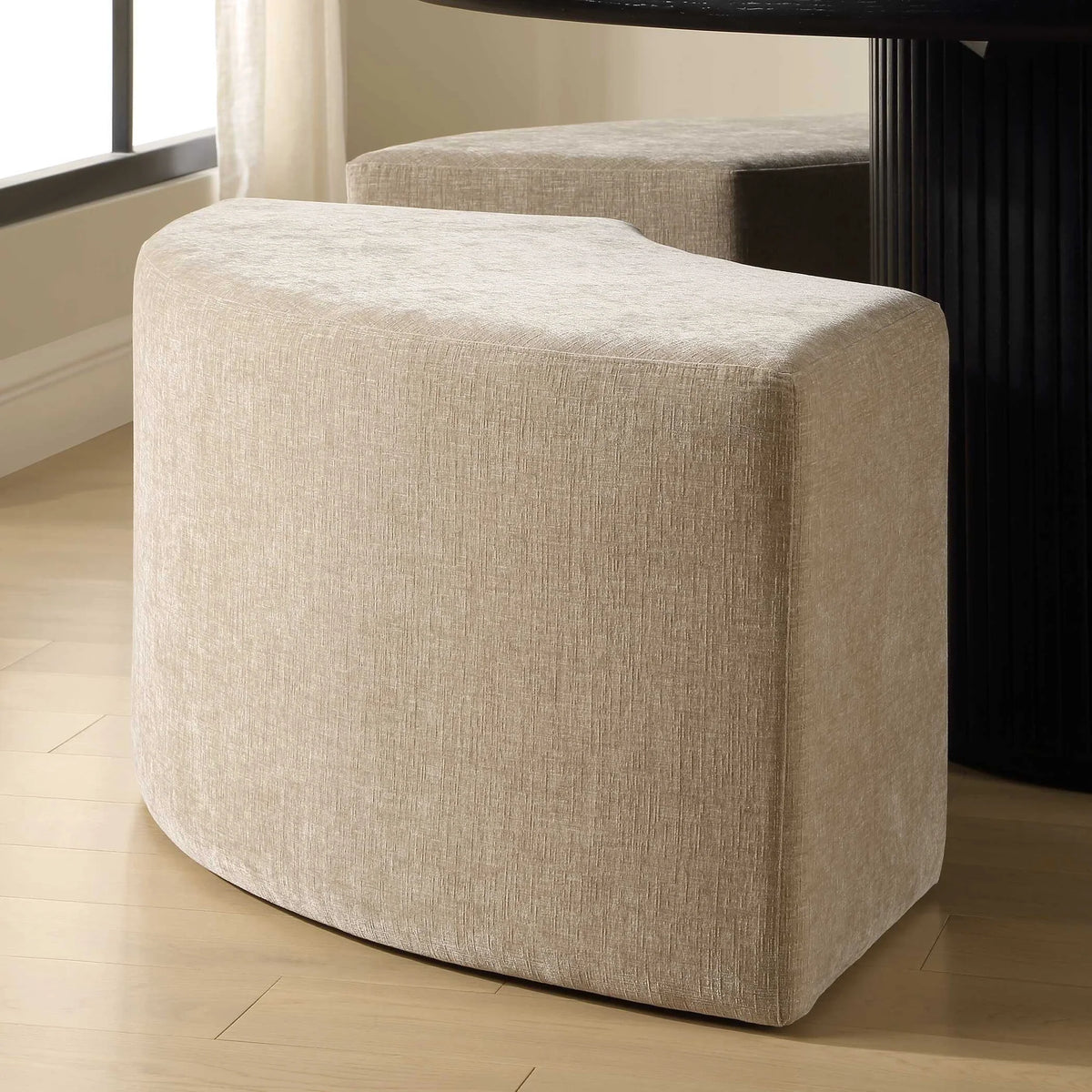 Rounded Plush Dining Bench