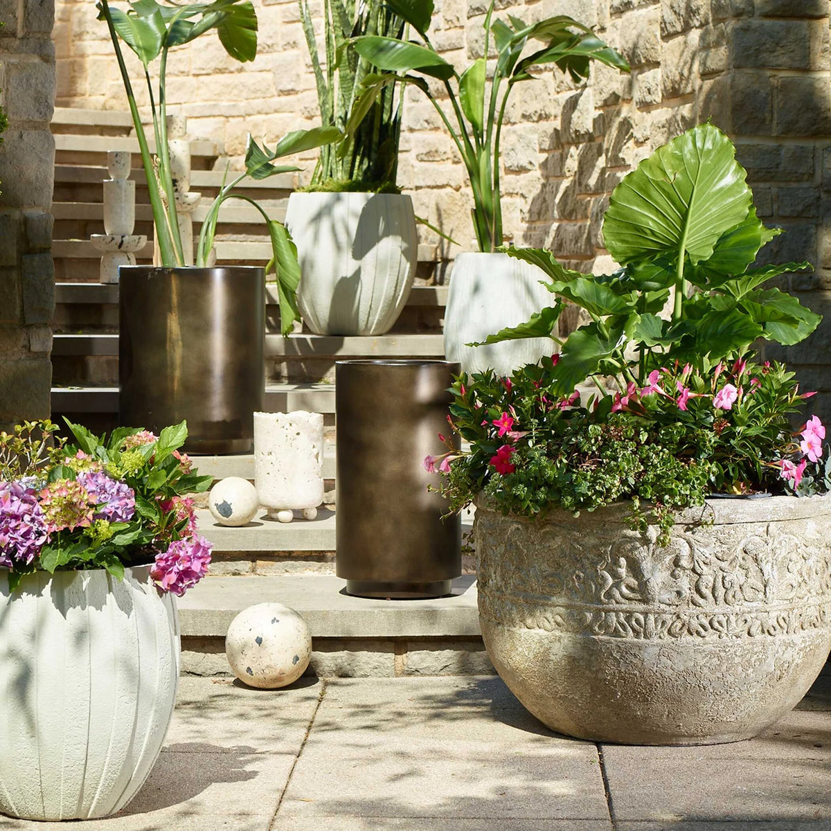 Indoor-Outdoor Scroll Stone Planter