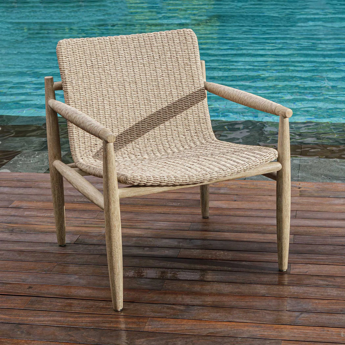 Wicker Outdoor Lounge Chair