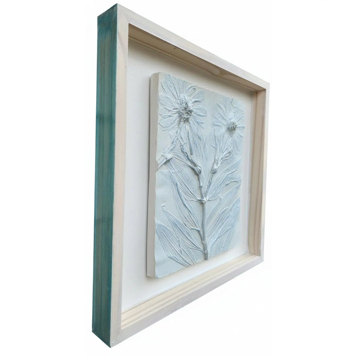 Peruvian Lily & Daisies Plaster Wall Art – A Breath of Fresh Garden Air for Your Home