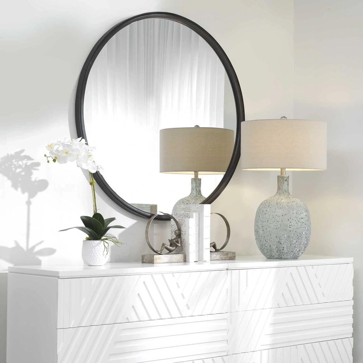 Round Mirror