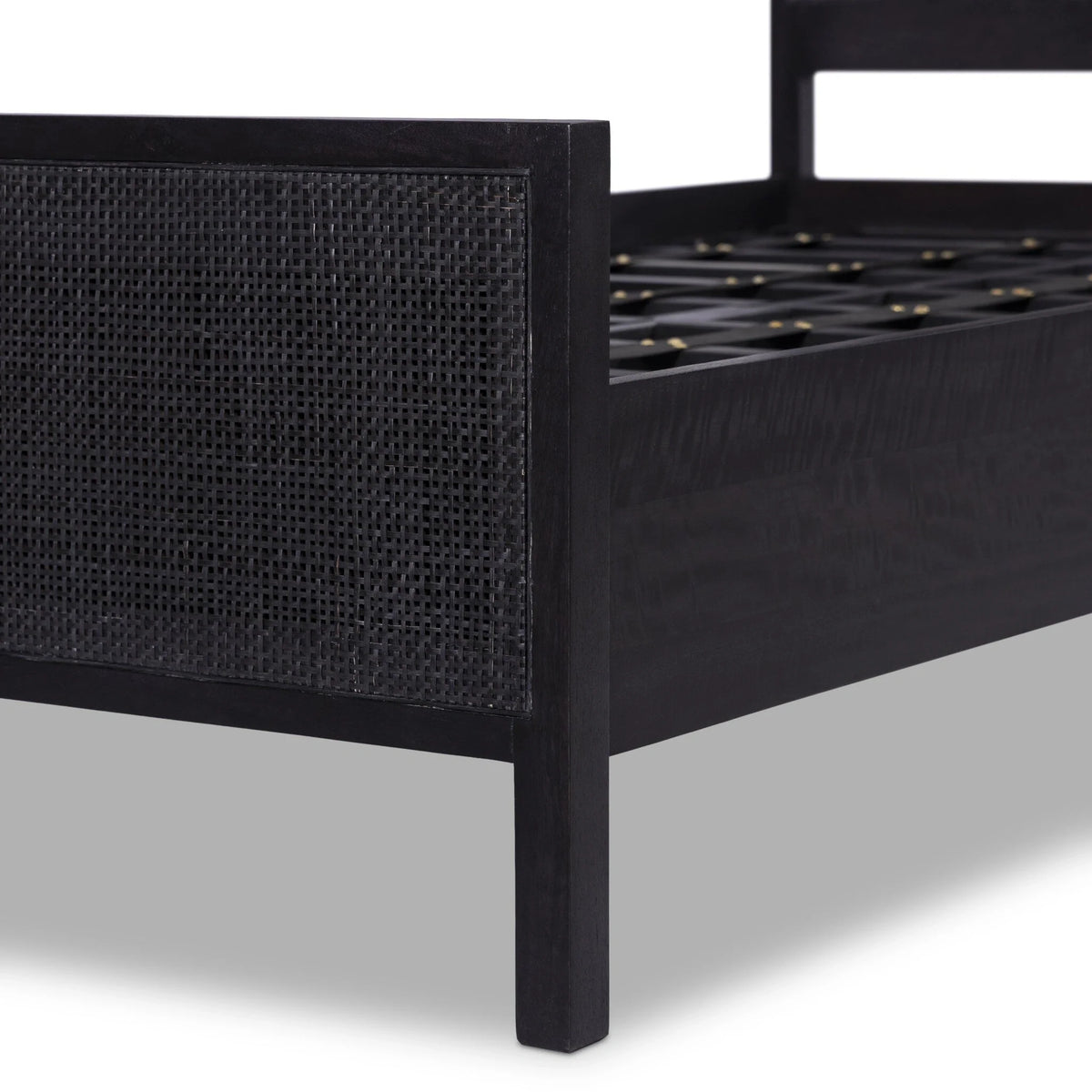 Sydney Bed