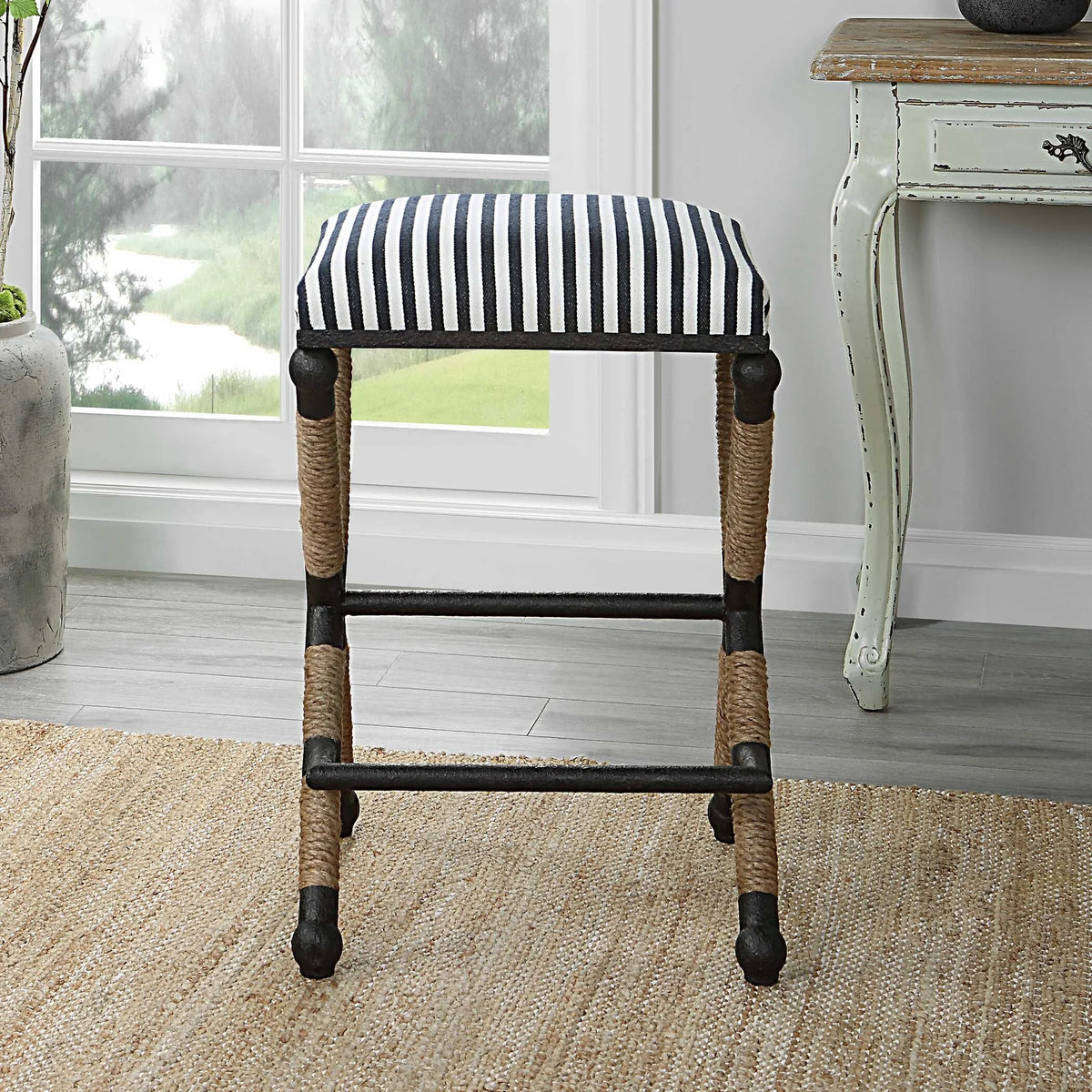 Backless Counter Stool