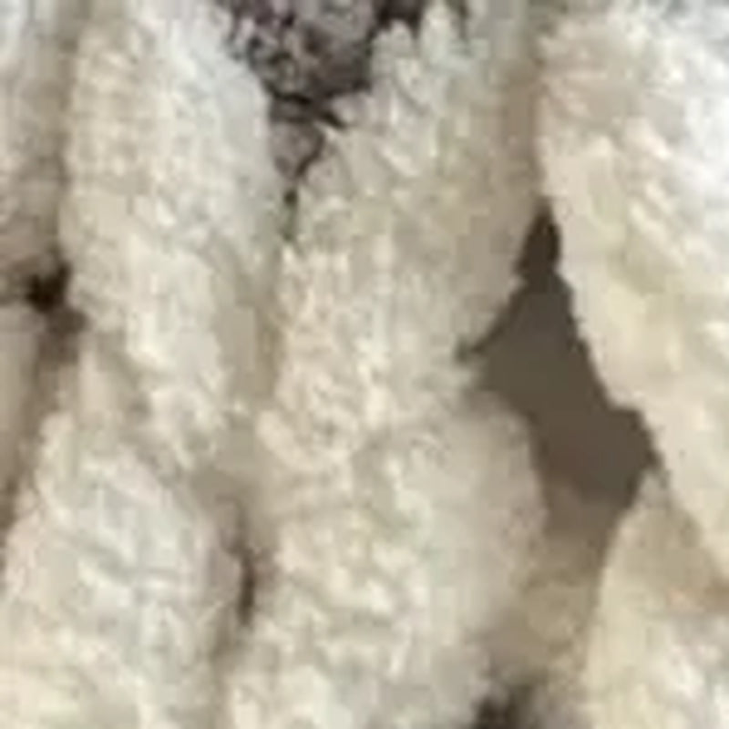 Cute Chunky Knit Blanket