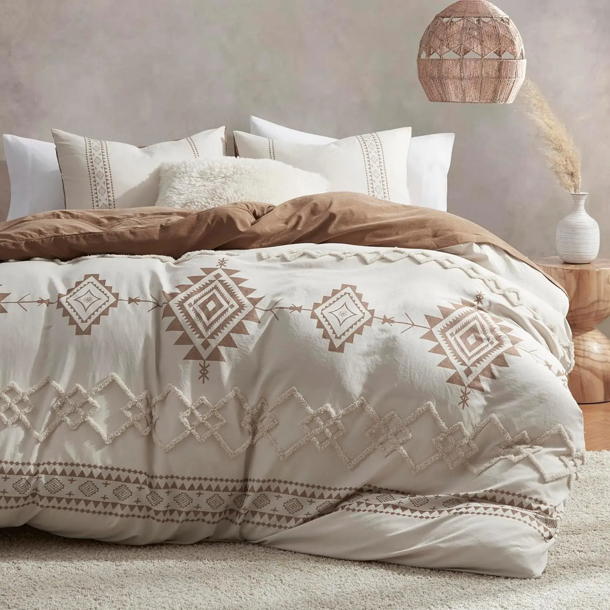 Boho Tufted Geometric Duvet Cover Set | 3-Piece Jacquard Microfibre with 8 Corner Ties | Sage, Terracotta, Grey or White