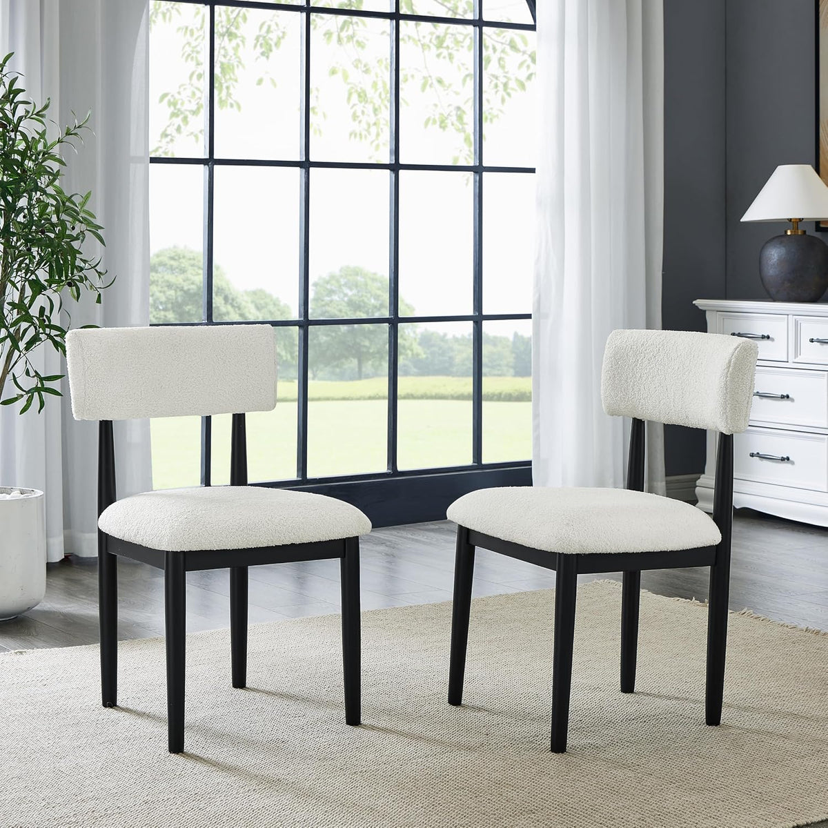 Henriet 48" Black Round Pedestal Dining Table