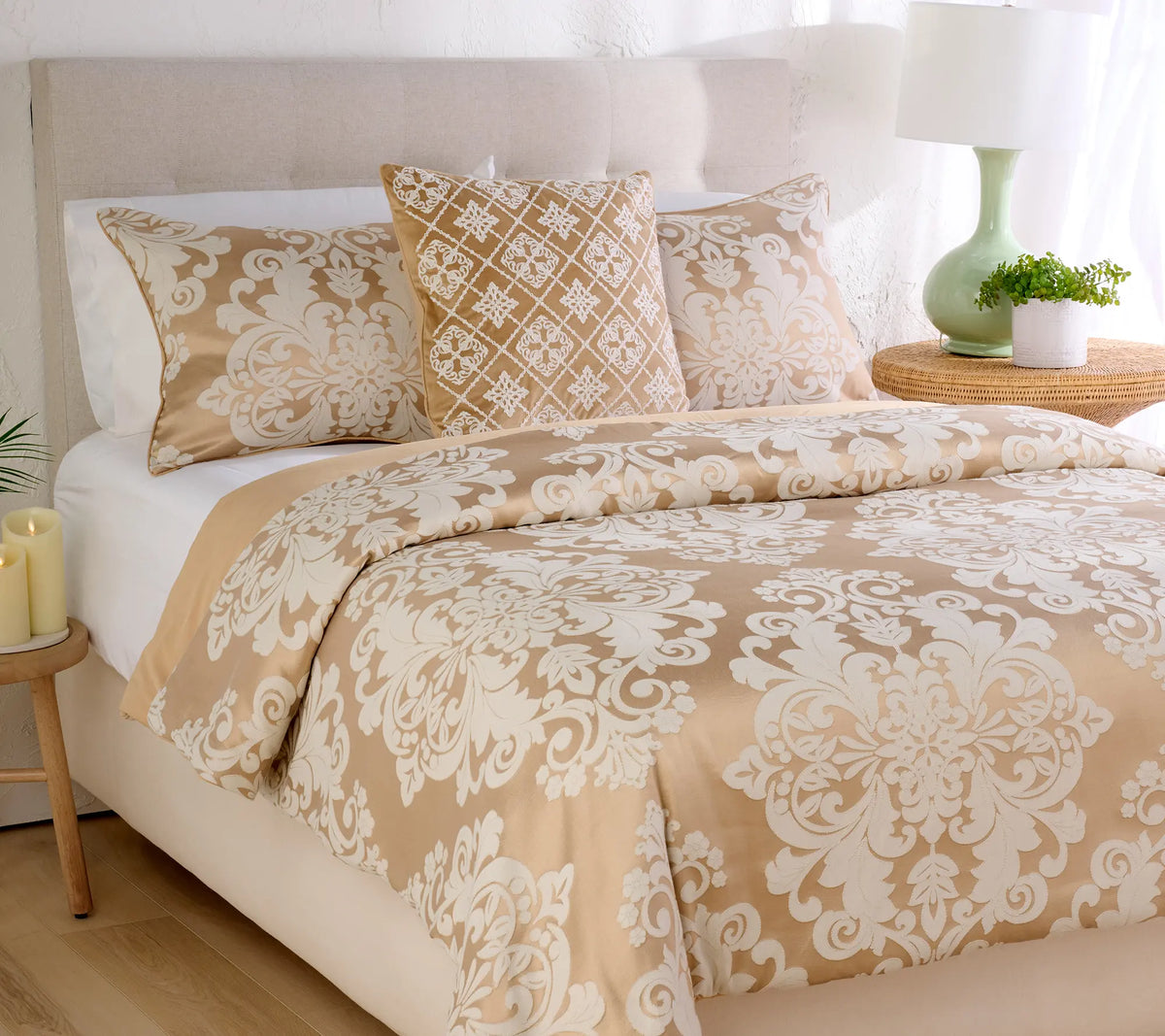 Hotel Du Cobb Jacquard Damask Comforter Set by Dennis Basso - Full Size