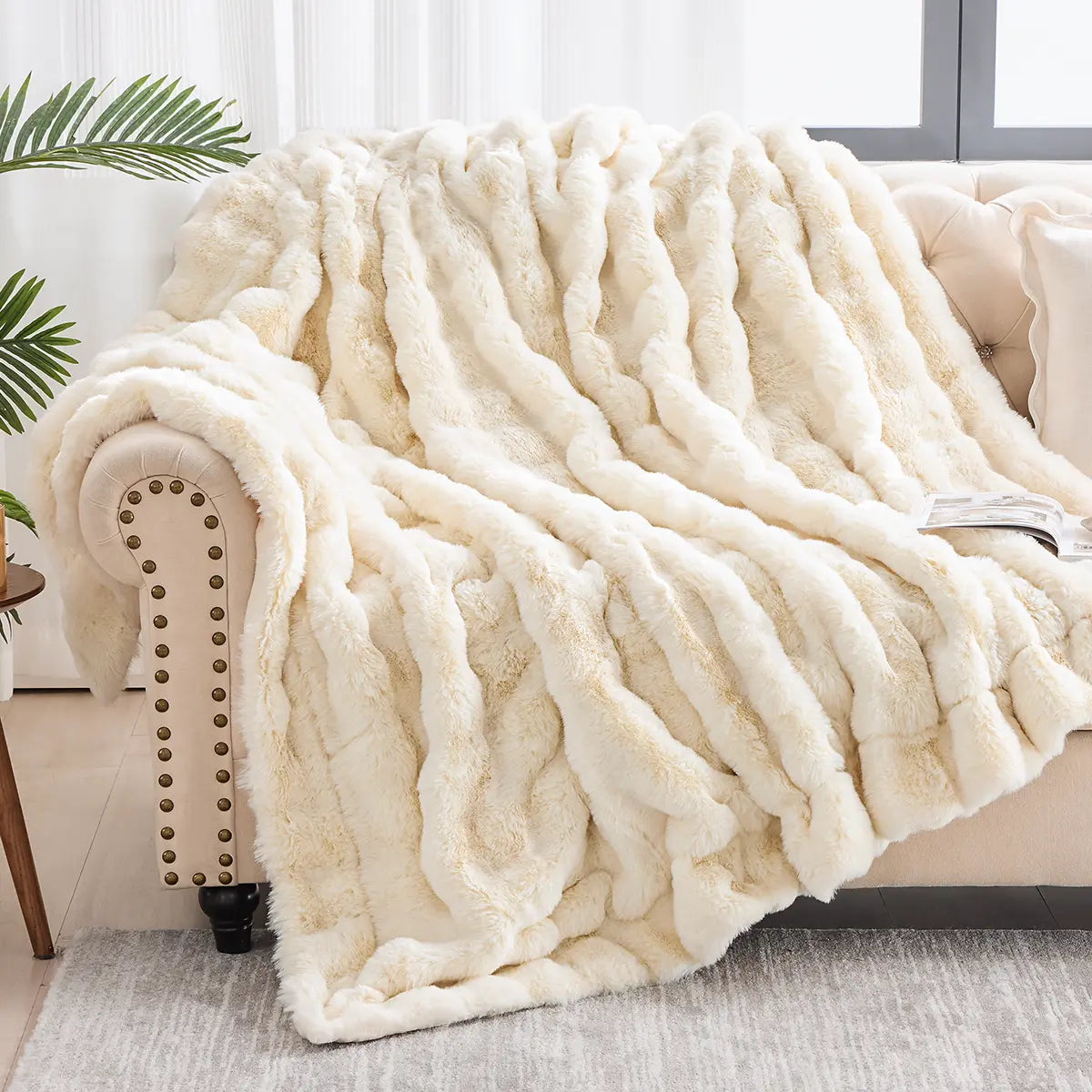 Fluffy Faux Fur Throw Blanket - Plush Rabbit Fur for Comfort on Couch, Sofa, or Bed
