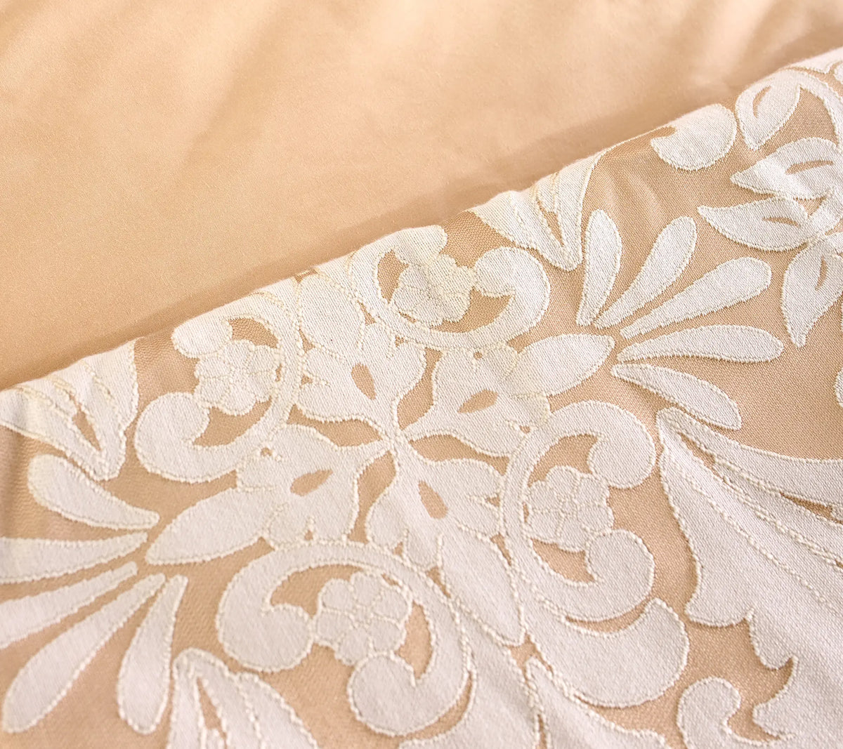Hotel Du Cobb Jacquard Damask Comforter Set by Dennis Basso - Full Size