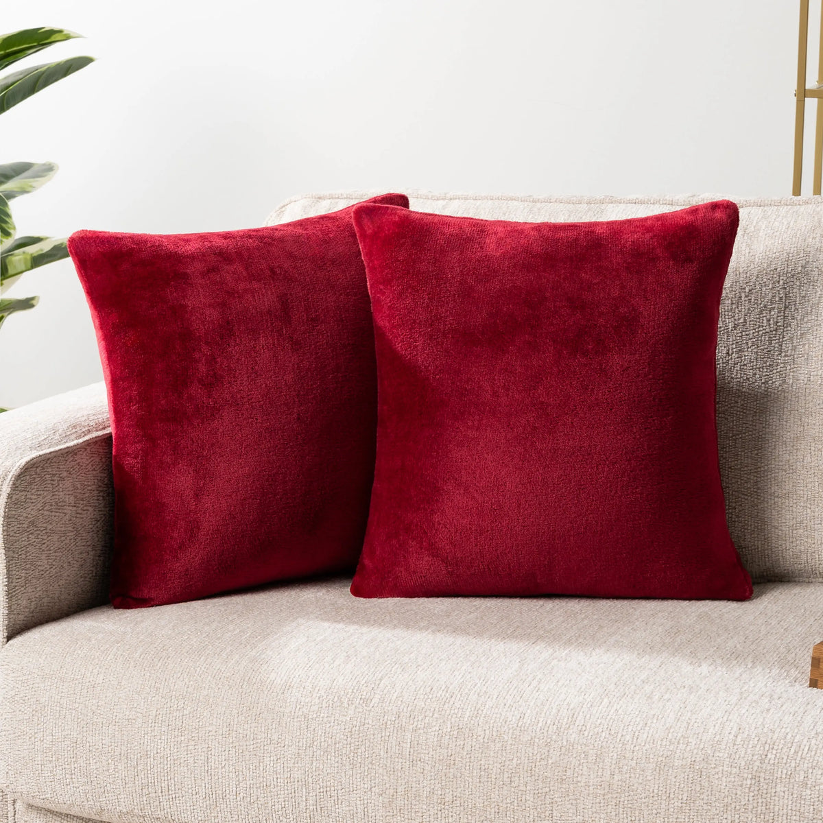 Transform Your Space with PAVILIA Decorative Throw Pillow Covers - Set of 2 Luxurious Velvet Cases for a Cozy Boho Aesthetic in Your Bedroom or Living Room