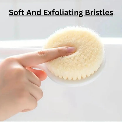 Long-Handled Bath Brush for Effortless Exfoliation and Lathering
