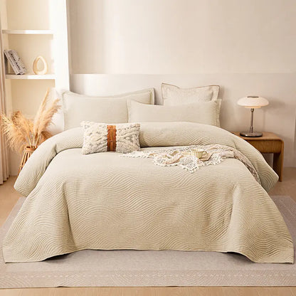 XAKING Classic Contemporary Clean Look Bed Set - Lightweight Soft Ultrasonic Solid Plain All Seasons Comforter, Pillowcases & Twin/Queen/King Duvet Cover Set for Bedroom Decor