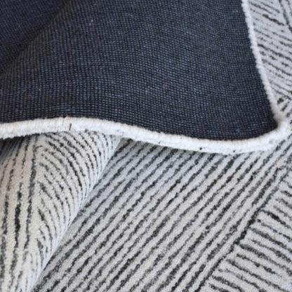 Ivory & Gray Geometric Wool Rug
