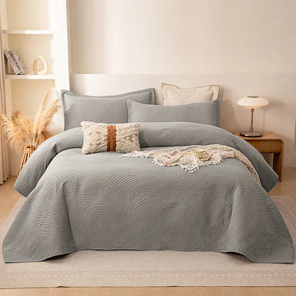XAKING Classic Contemporary Clean Look Bed Set - Lightweight Soft Ultrasonic Solid Plain All Seasons Comforter, Pillowcases & Twin/Queen/King Duvet Cover Set for Bedroom Decor