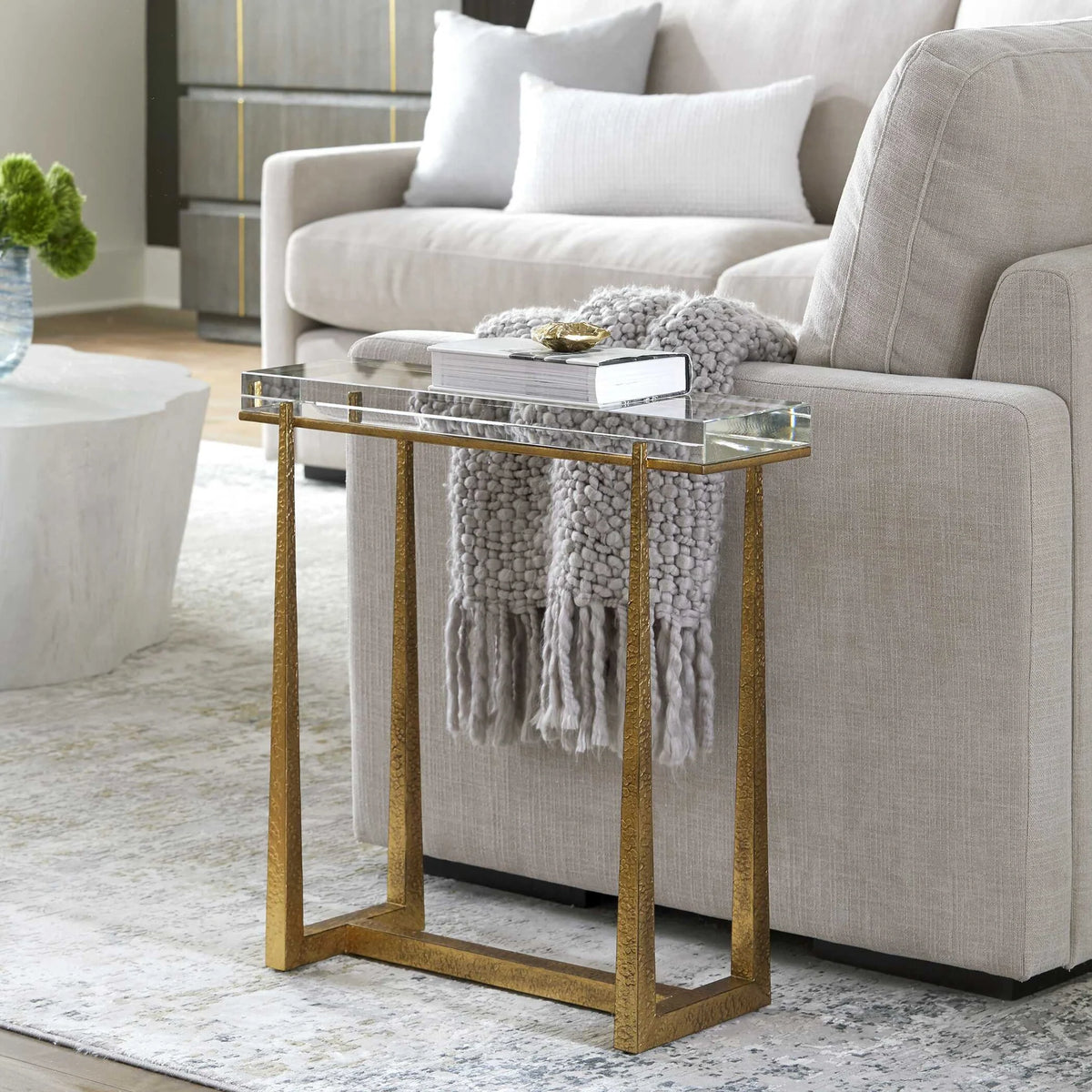 Accent Table