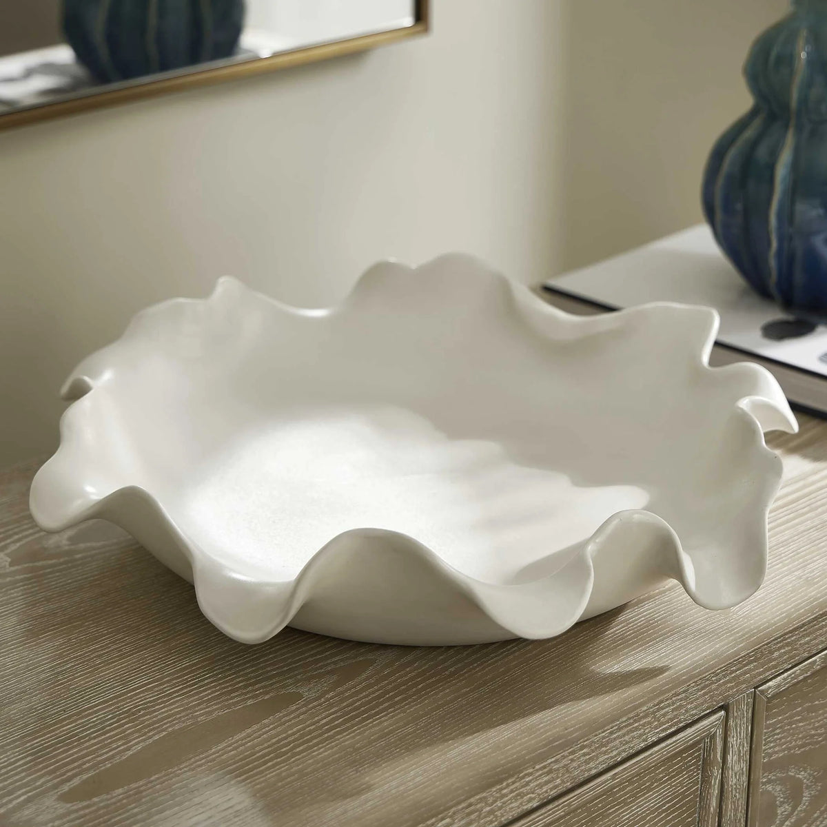 Crest White Outdoor Bowl