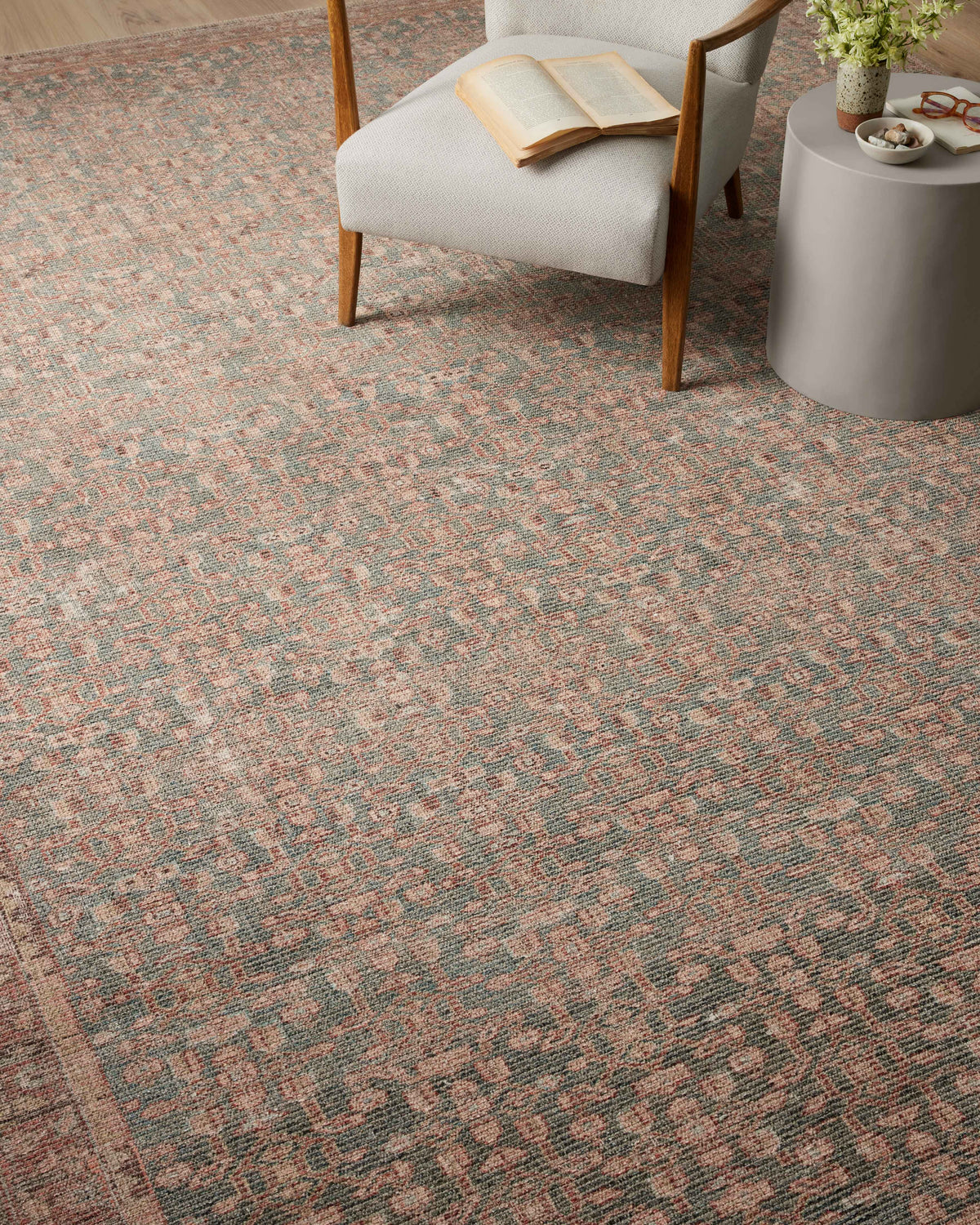 Angela Rose x Loloi Aubrey Round Area Rug