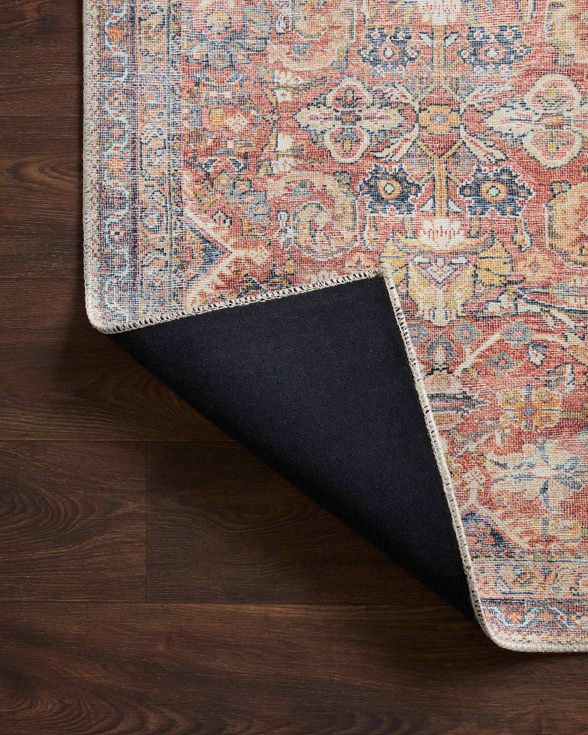 Loloi adrian accent rug