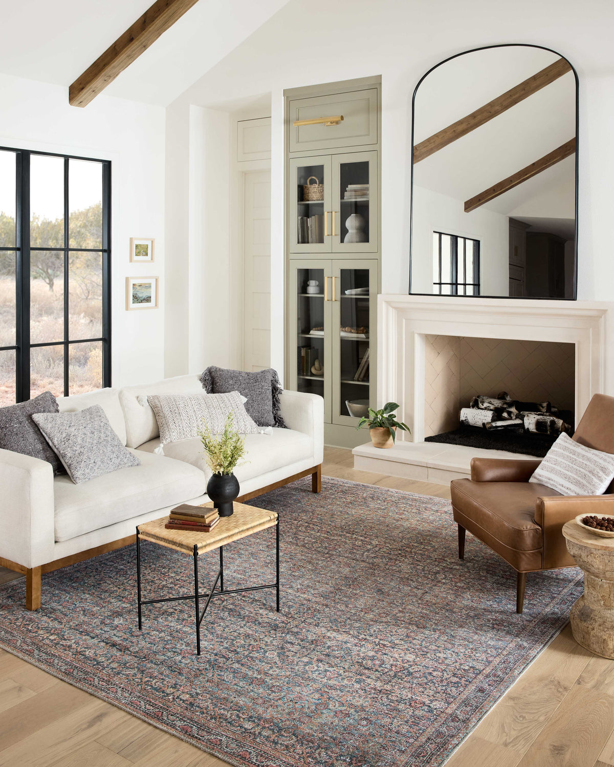 Loloi adrian accent rug
