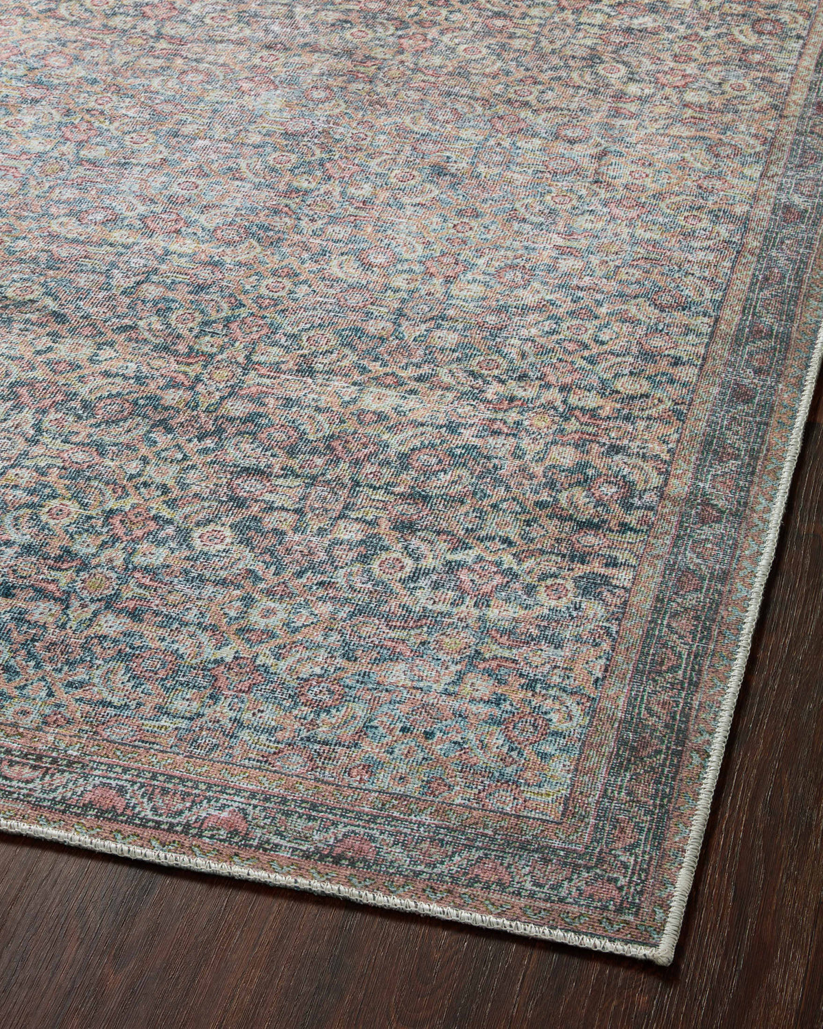 Loloi adrian accent rug