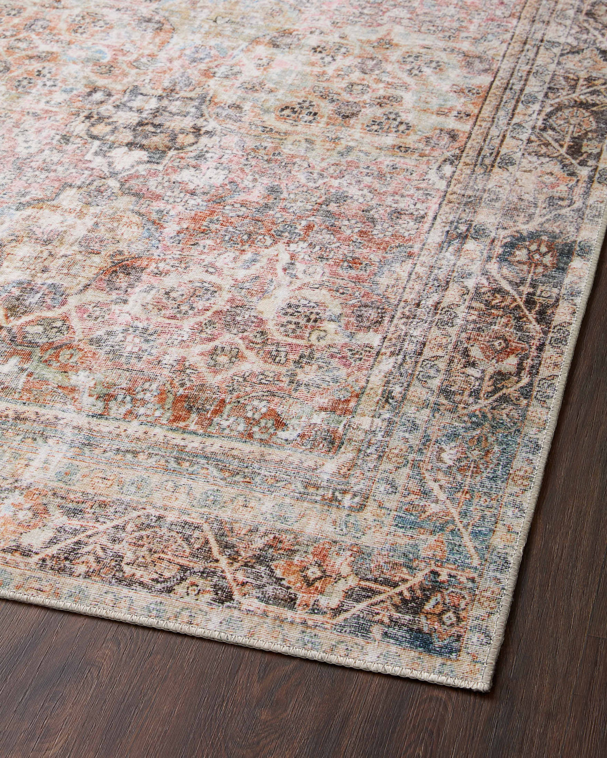Loloi adrian accent rug