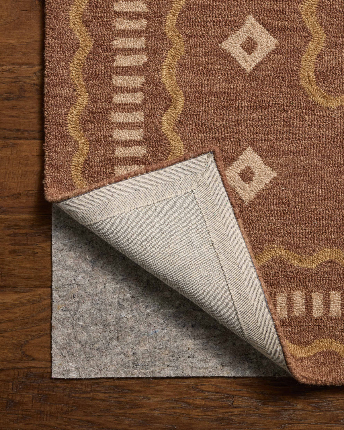 Chris Loves Julia x Loloi Alfie 18" x 18" Sample Rug