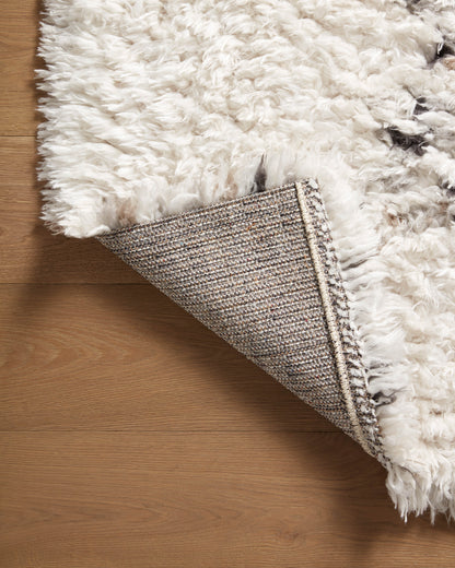 Angela Rose x Loloi Amira 18" x 18" Sample Rug
