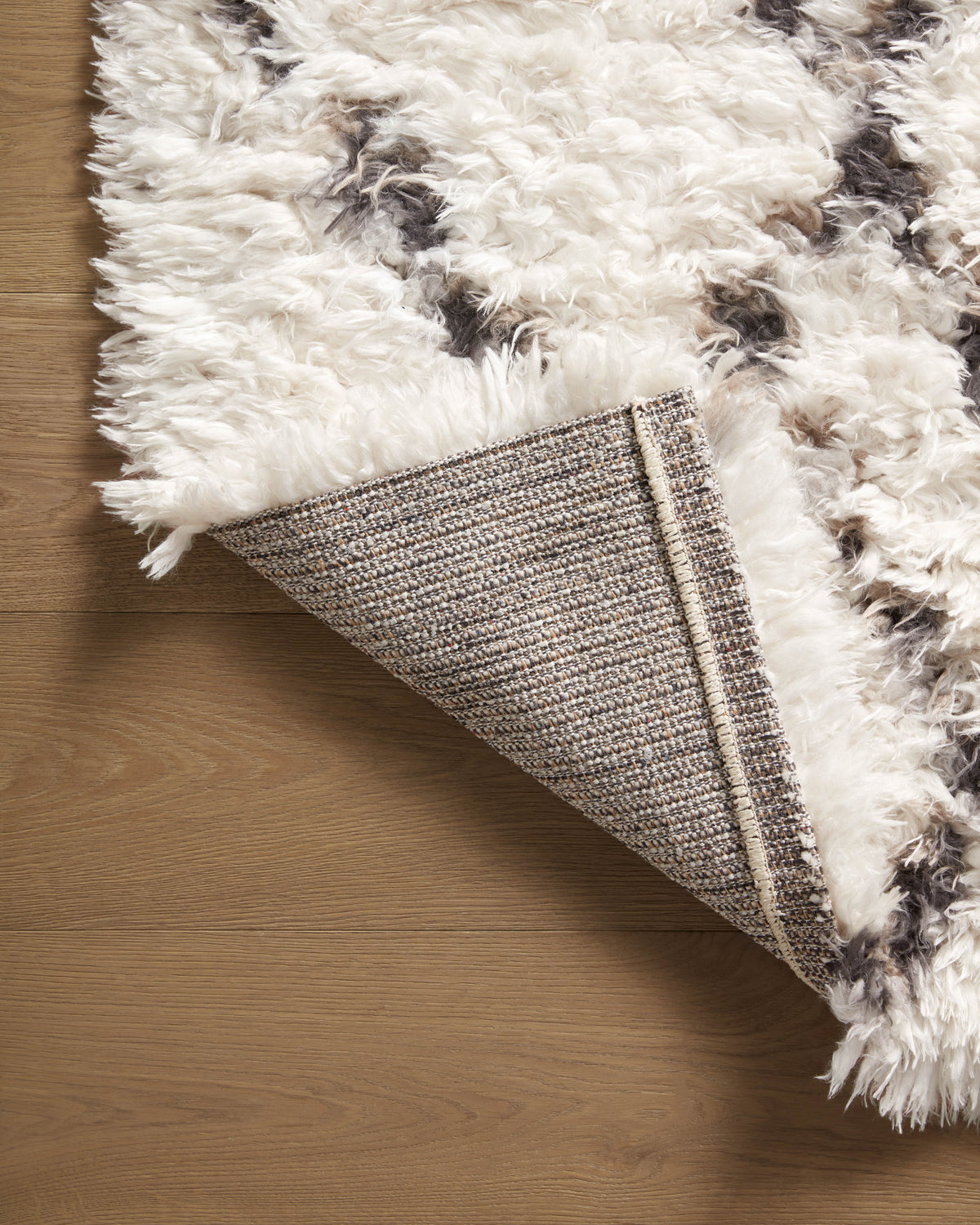 Angela Rose x Loloi Amira Area Rug