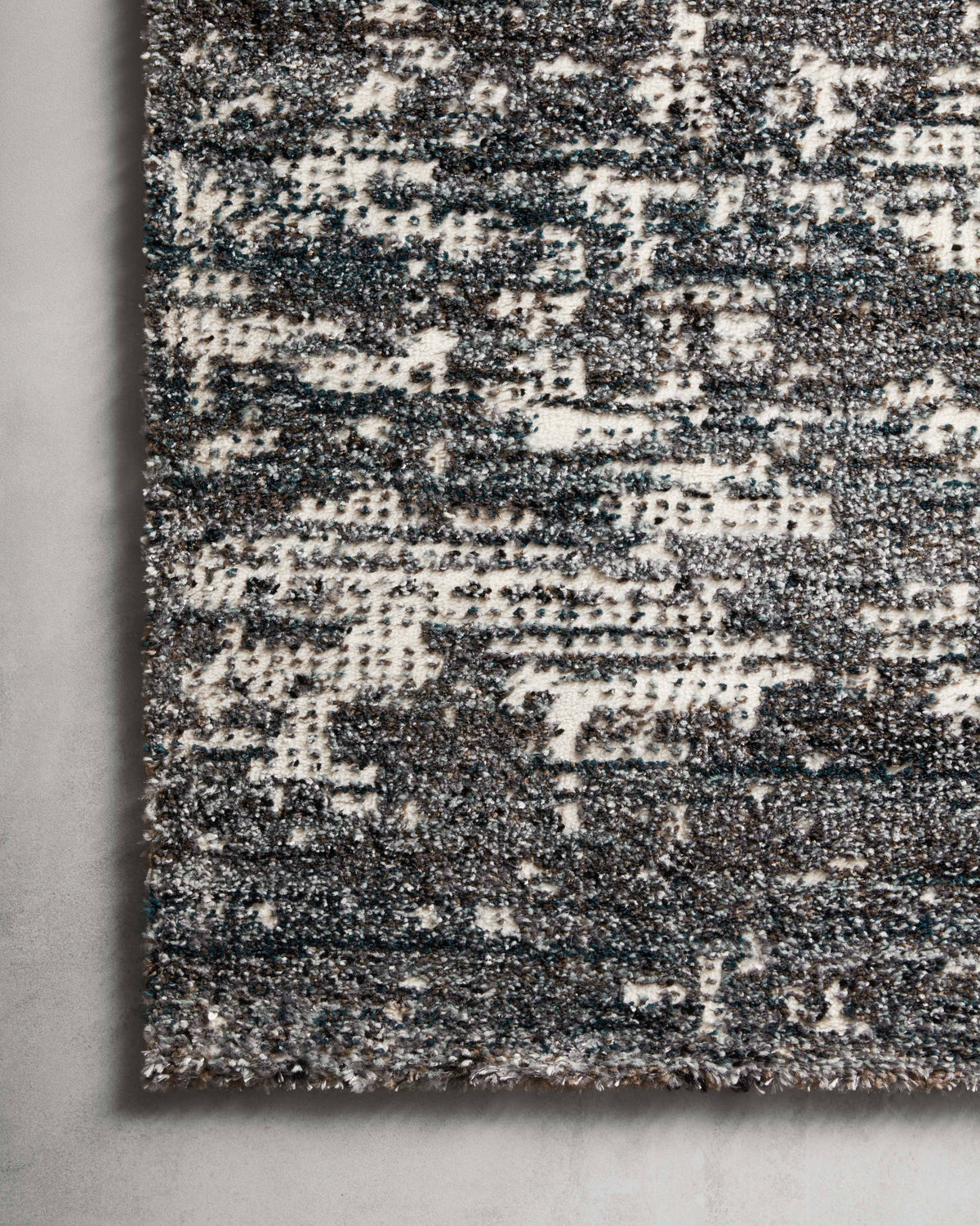 Loloi augustus runner rug