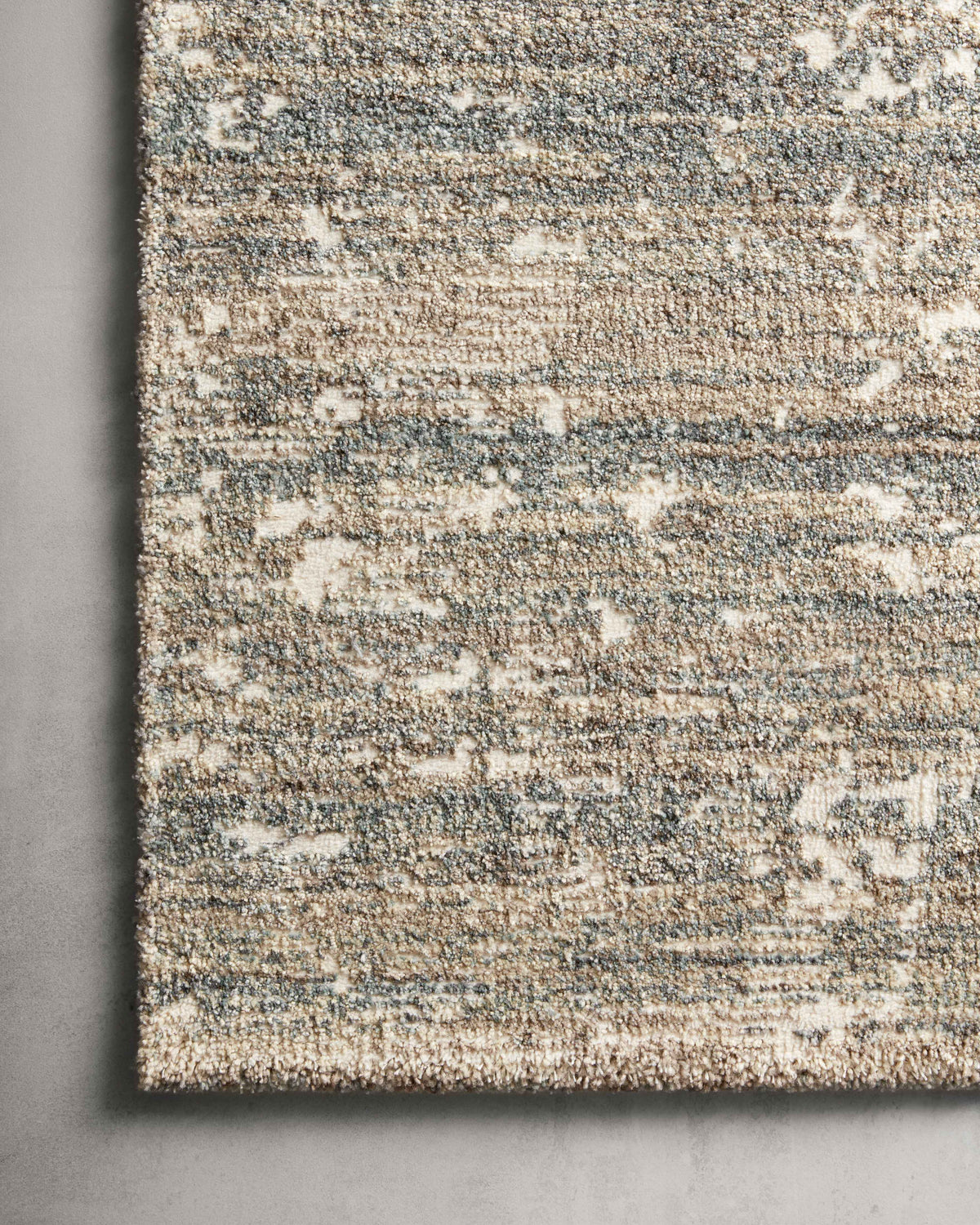 Loloi augustus 18" x 18" sample rug