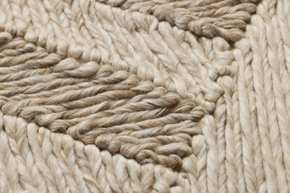 Loloi bandera beige / ivory 2'-8" x 2'-8" wall art