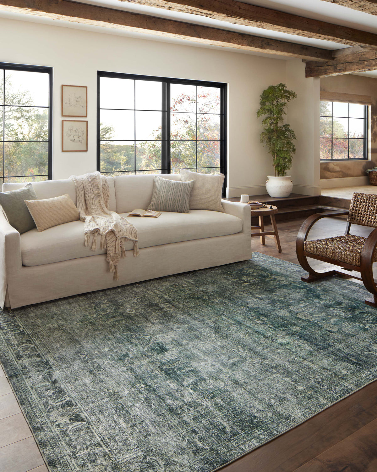Magnolia Home by Joanna Gaines x Loloi Banks 18" x 18" Sample Rug