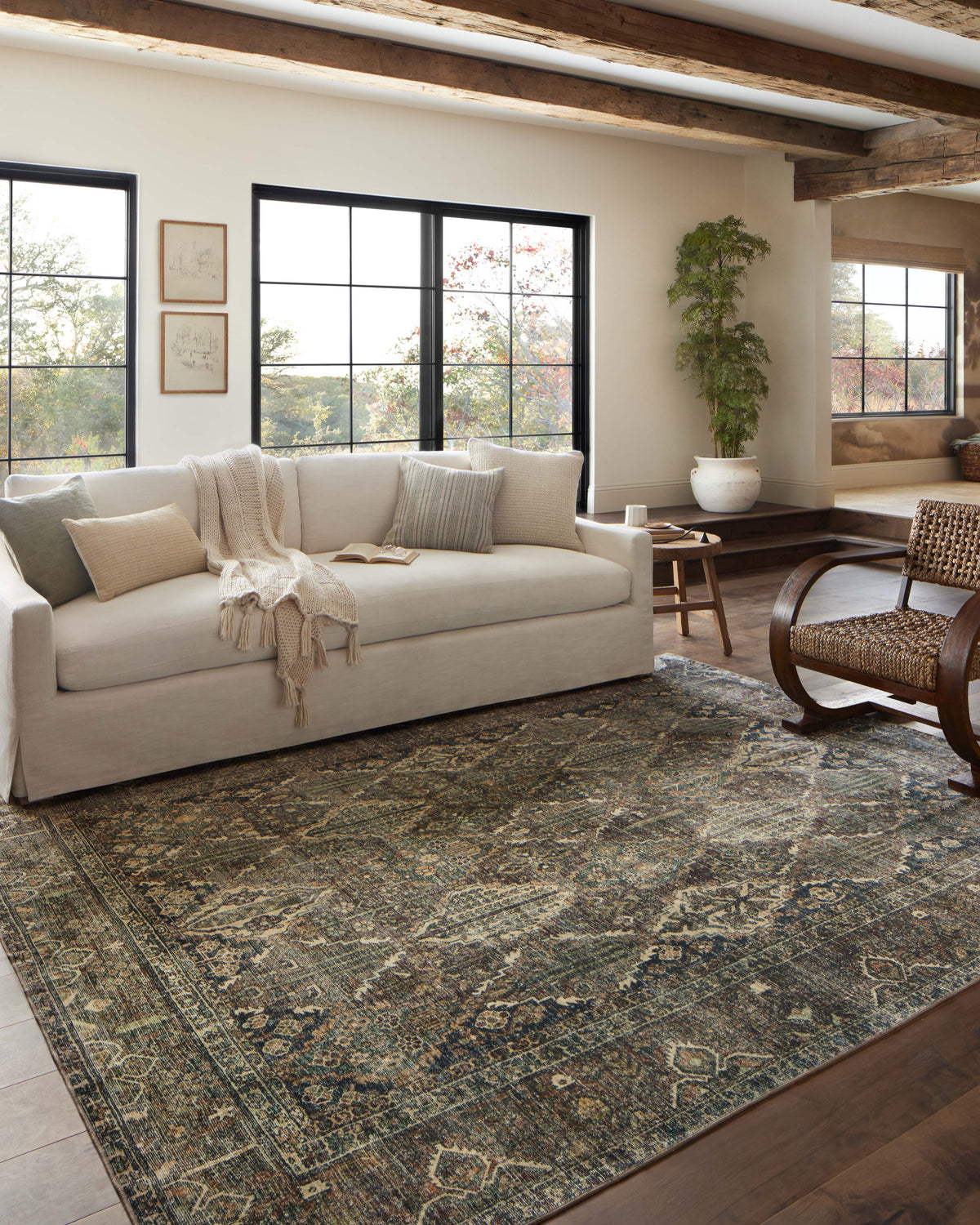 Magnolia Home by Joanna Gaines x Loloi Banks 18" x 18" Sample Rug