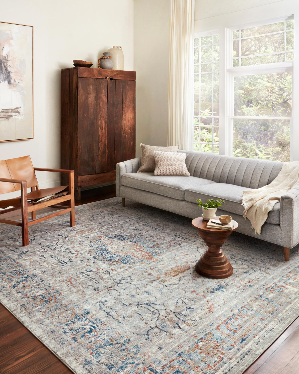 Loloi Bianca 18" x 18" Sample Rug