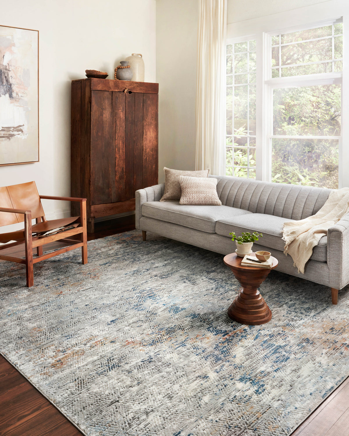 Loloi Bianca Accent Rug