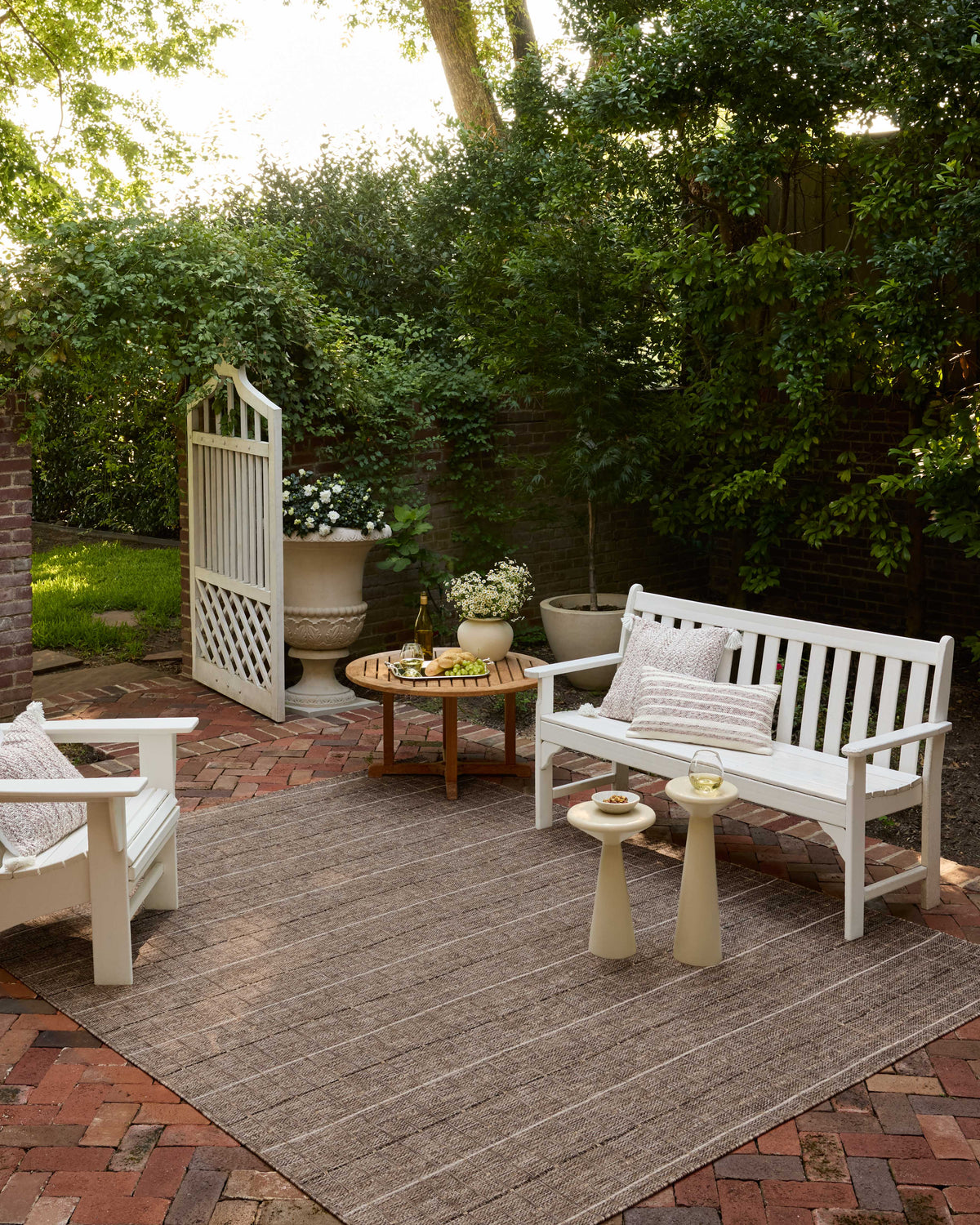 Loloi Birch 18\" x 18\" Indoor/Outdoor Sample Rug